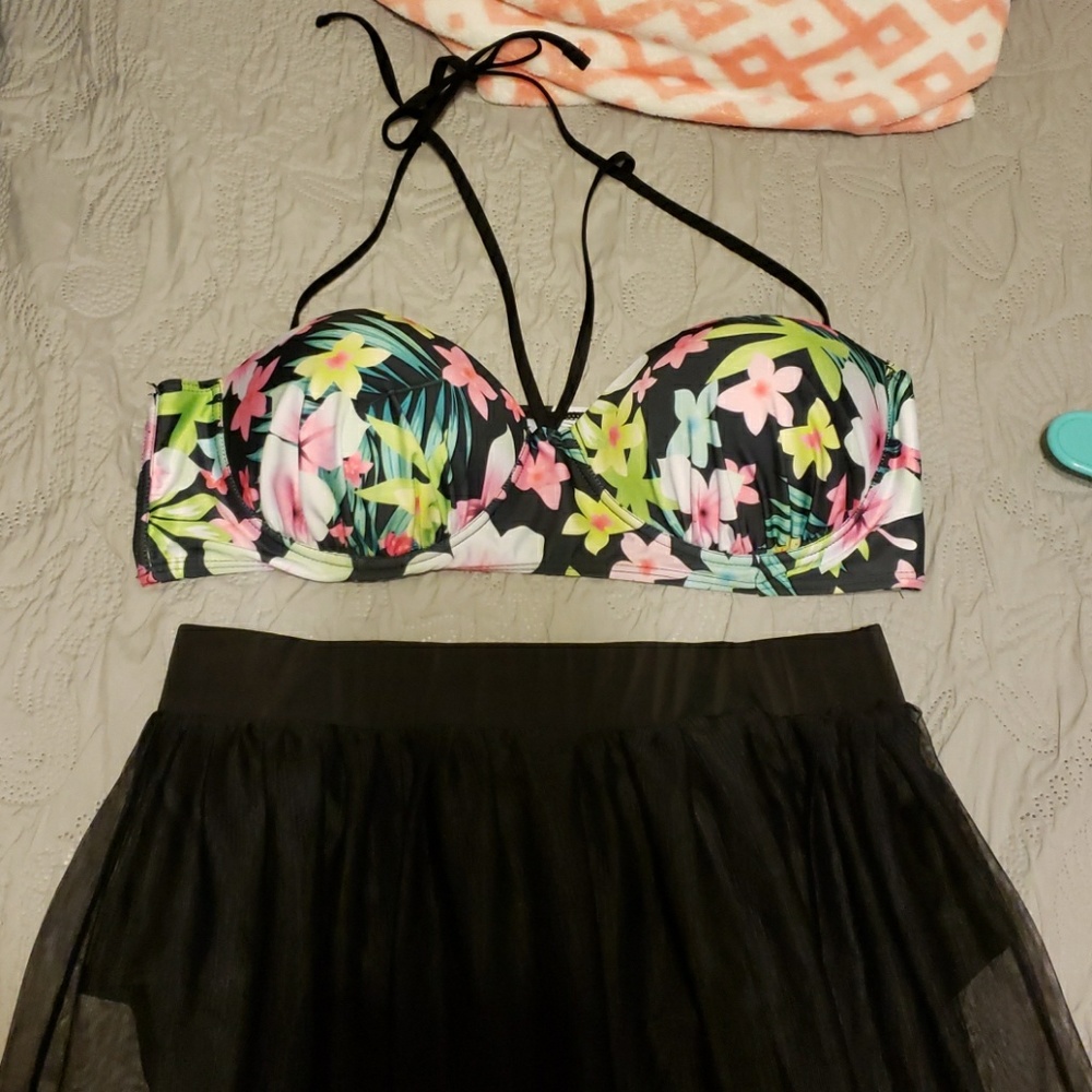 Bathing suit